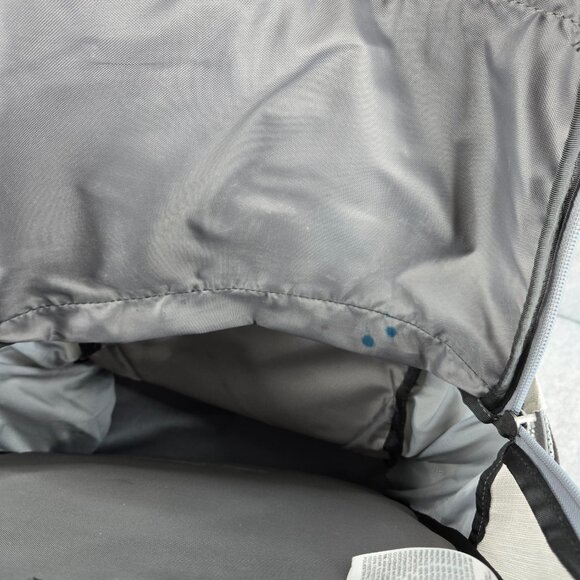 The North Face Jester Backpack White Metallic Melange Grey main image 4